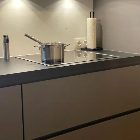 House With Garden, Free Parking ホテル 3*